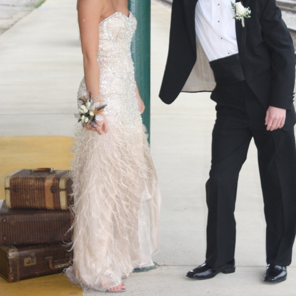 Panoply Prom dress - Picture 5 of 6